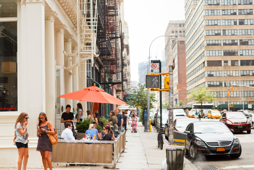 New York outdoor dining street scape